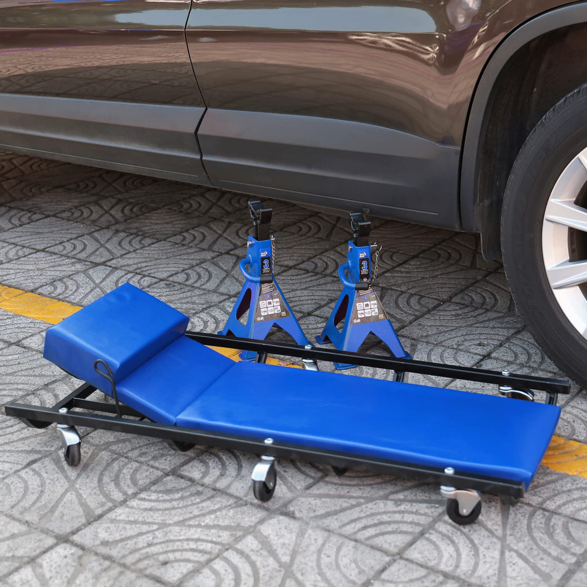 40" Padded Mechanic Creeper with 6 Casters, Blue H514