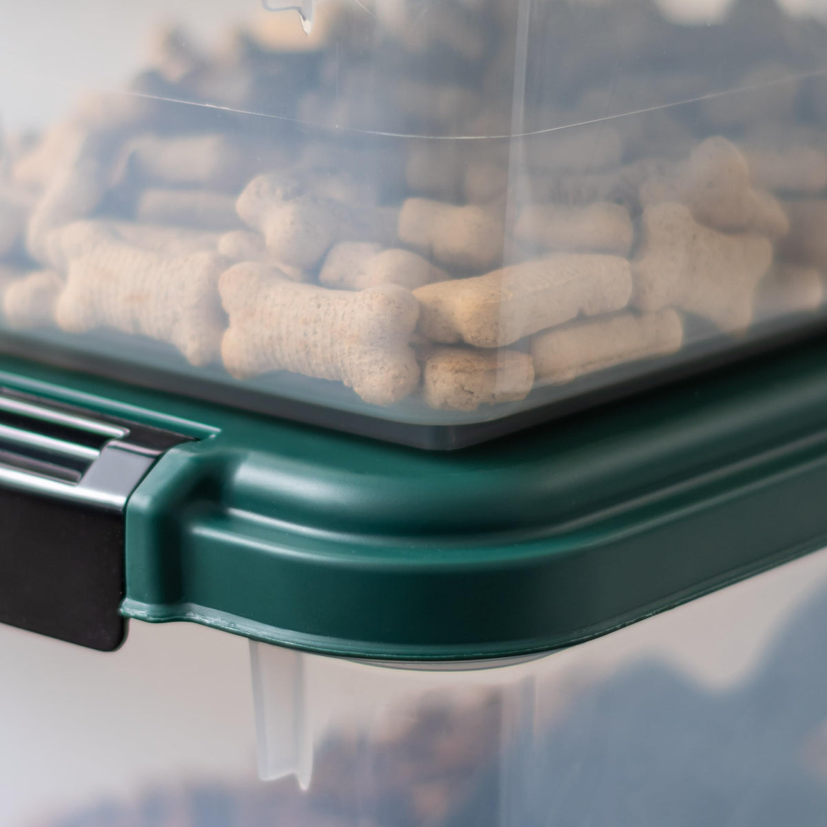 Airtight Pet Food Container T70489
